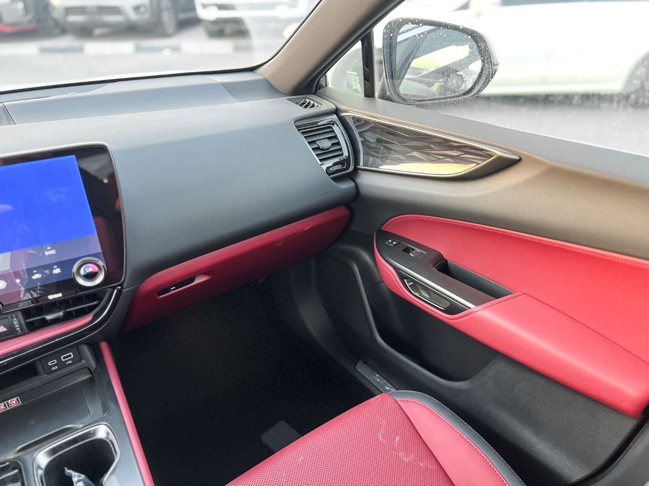 Lexus NX350 EXPORT ONLY - Lexus NX350 2.4L Elite