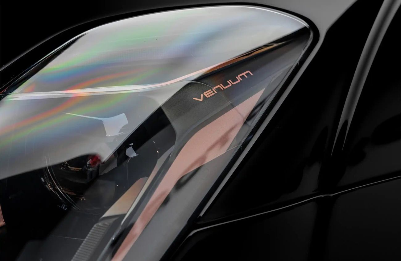 مازيراتي MC20 3.0 L Twin-Turbocharged V6 Engine