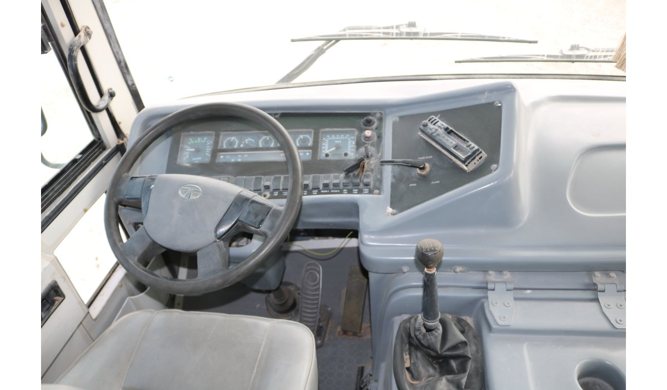 تاتا 613 81 SEATER BUS 2013 MODEL WITH GCC SPECS