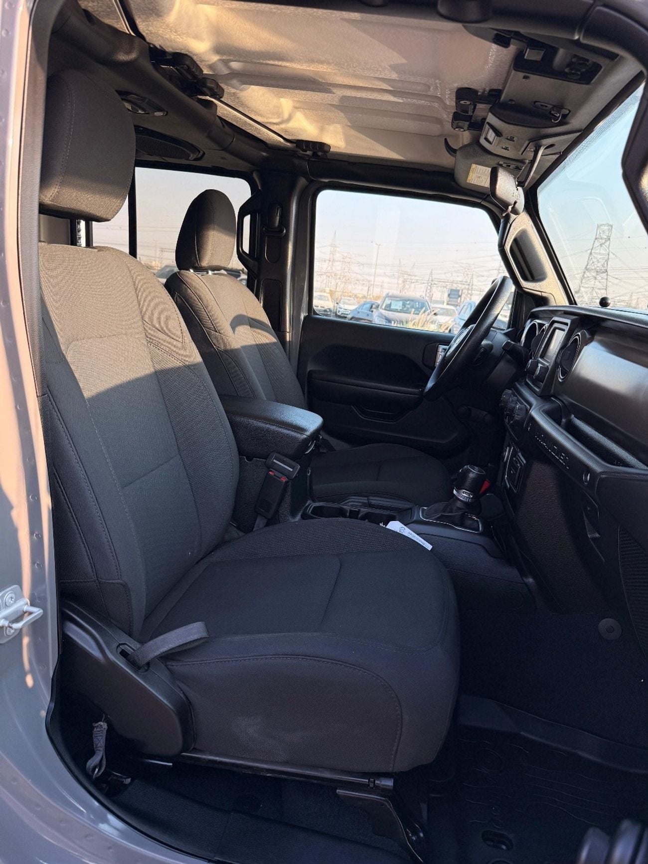 Jeep Wrangler Unlimited Sport 3.6L A/T