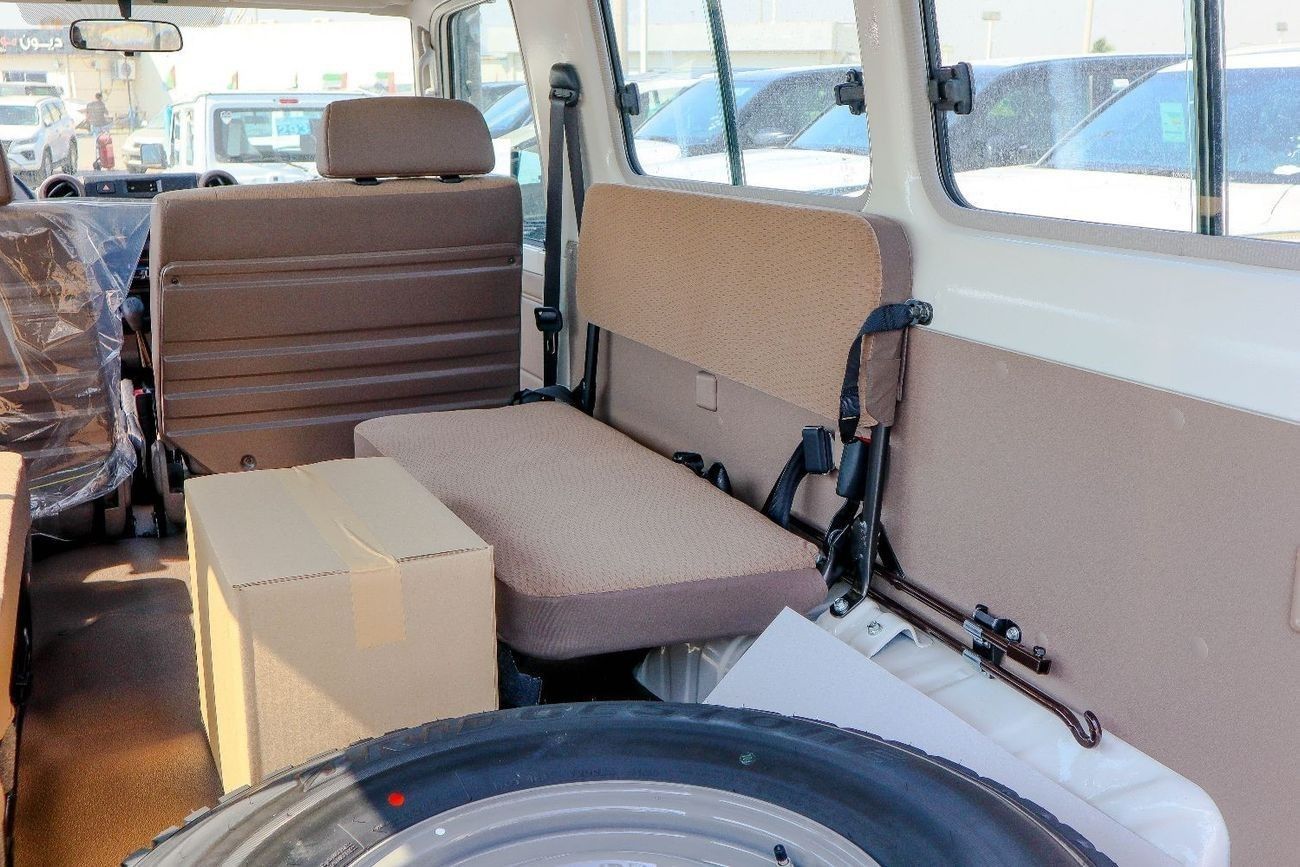 تويوتا لاند كروزر 70 Toyota Land Cruiser Hardtop 3-Door LC78 2.8L Diesel (2025 Model -