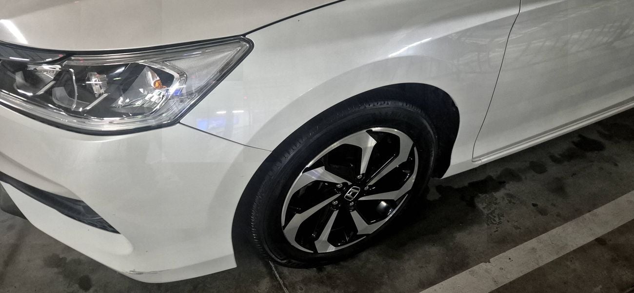 Honda Accord LX 2.4L