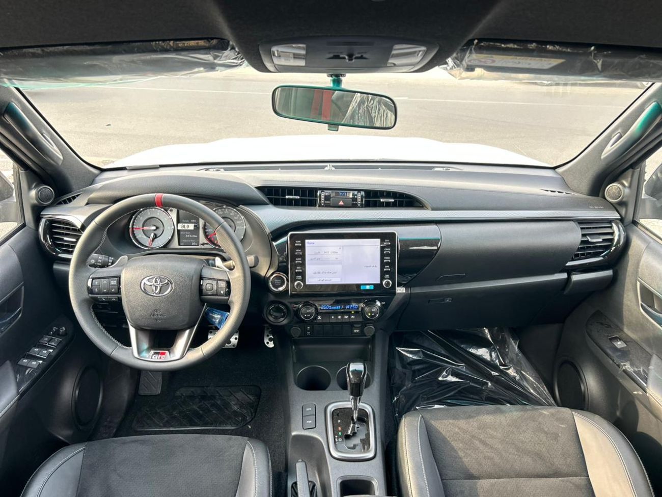 تويوتا هيلوكس Toyota Hilux Toyota Hilux GR Sport 4.0L