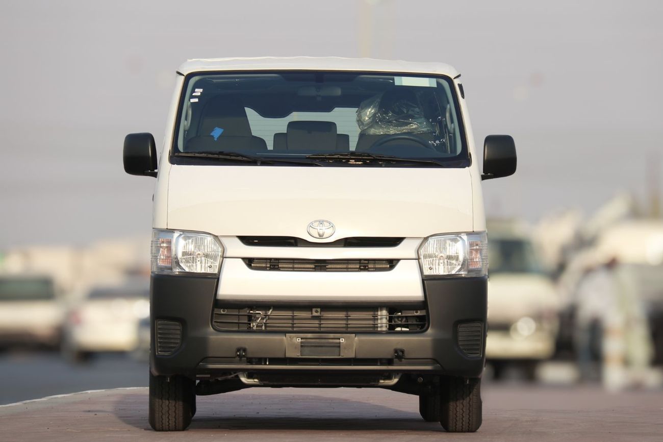 Toyota Hiace Toyota Hiace Commuter Van 2026 | Petrol 2.7L | Best Export Price |