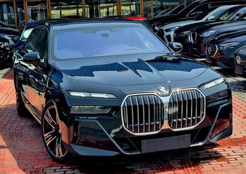 BMW 740i M SPORT INDIVIDUAL M Sport Warranty & Service 2026 GCC