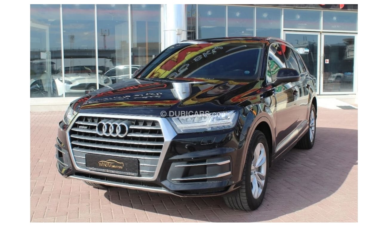 Used Audi Q7 2019 for sale in Dubai 575114