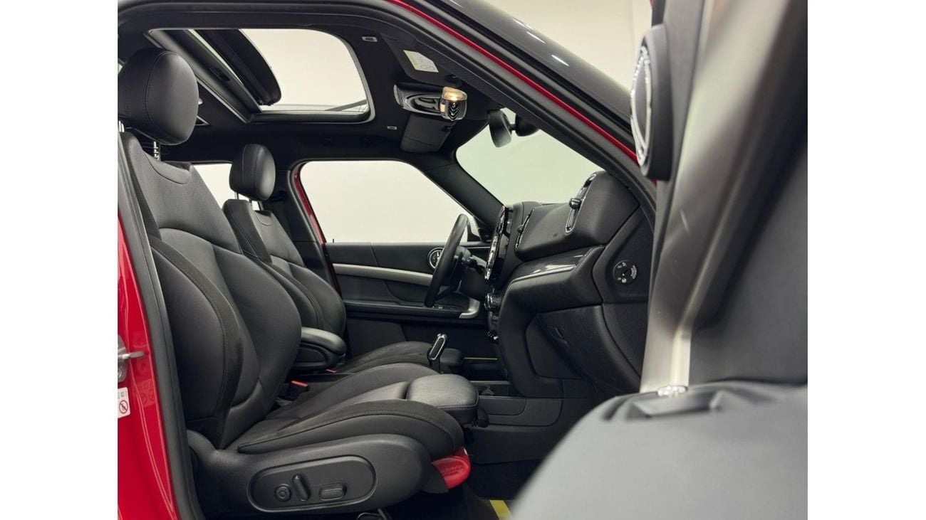 Mini Cooper S Countryman 2020 Mini Cooper Countryman S JCW All 4, Sep 2025 Mini Warranty + Service Pack, Low Kms, GCC