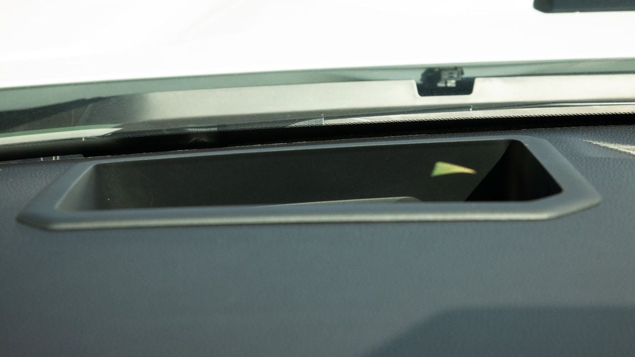 Toyota Tacoma TRD Pro/4WD/Hybrid/2024. Local registration +10%