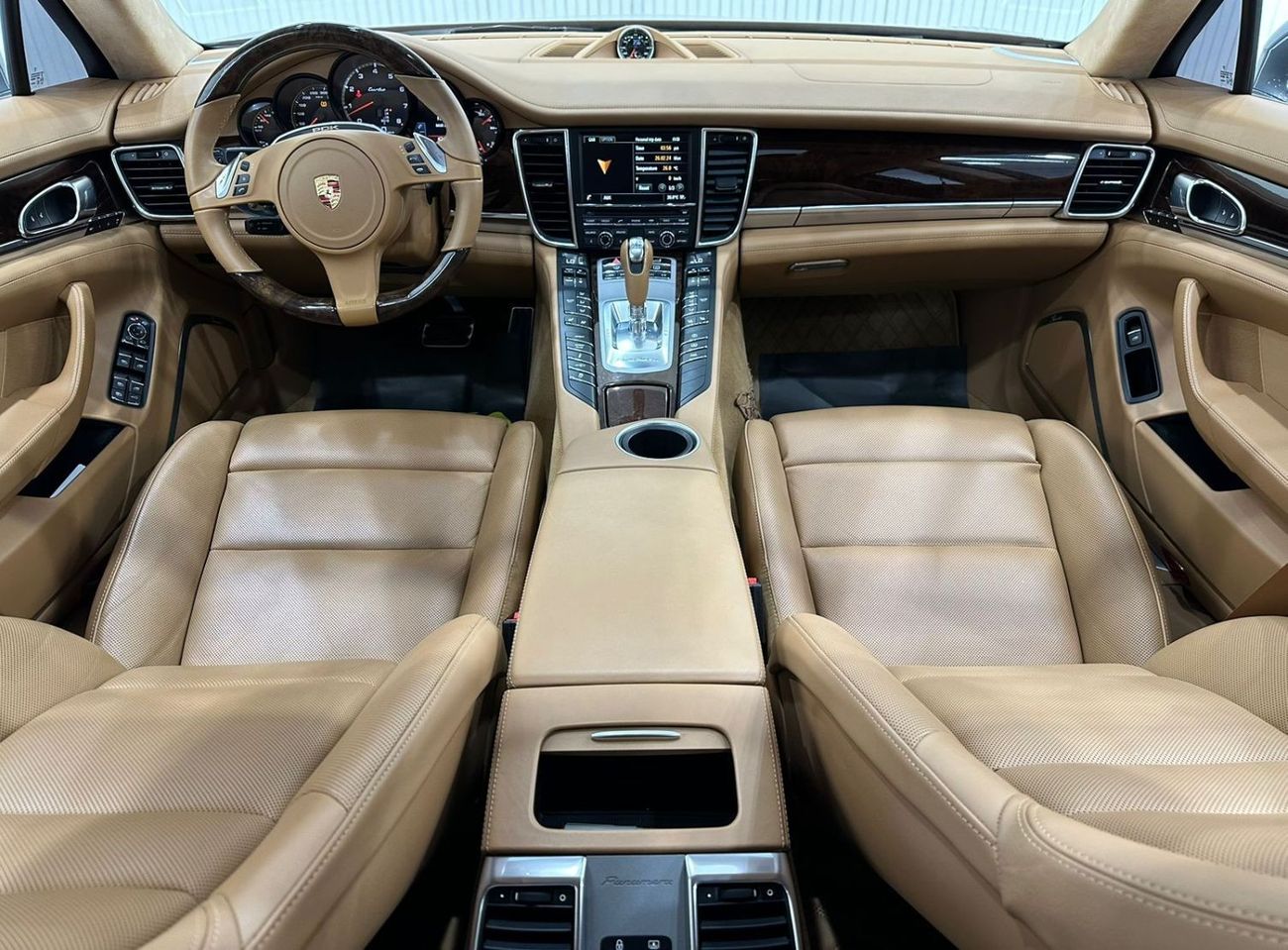 Porsche Panamera 2014 Porsche Panamera Turbo, Very Low Kms, Full Options, Excellent Condition, GCC