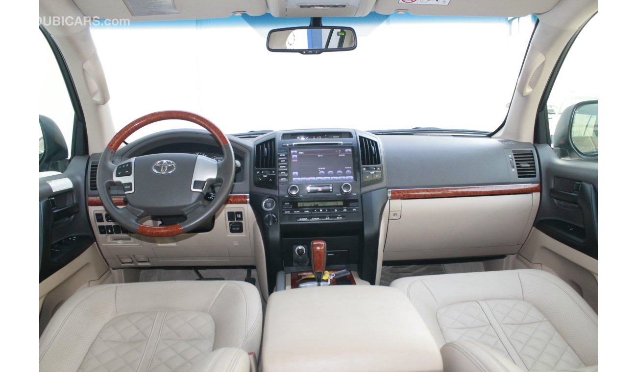 Toyota Land Cruiser 4.6L V8 GXR 4 WD 2015 FULL OPTION