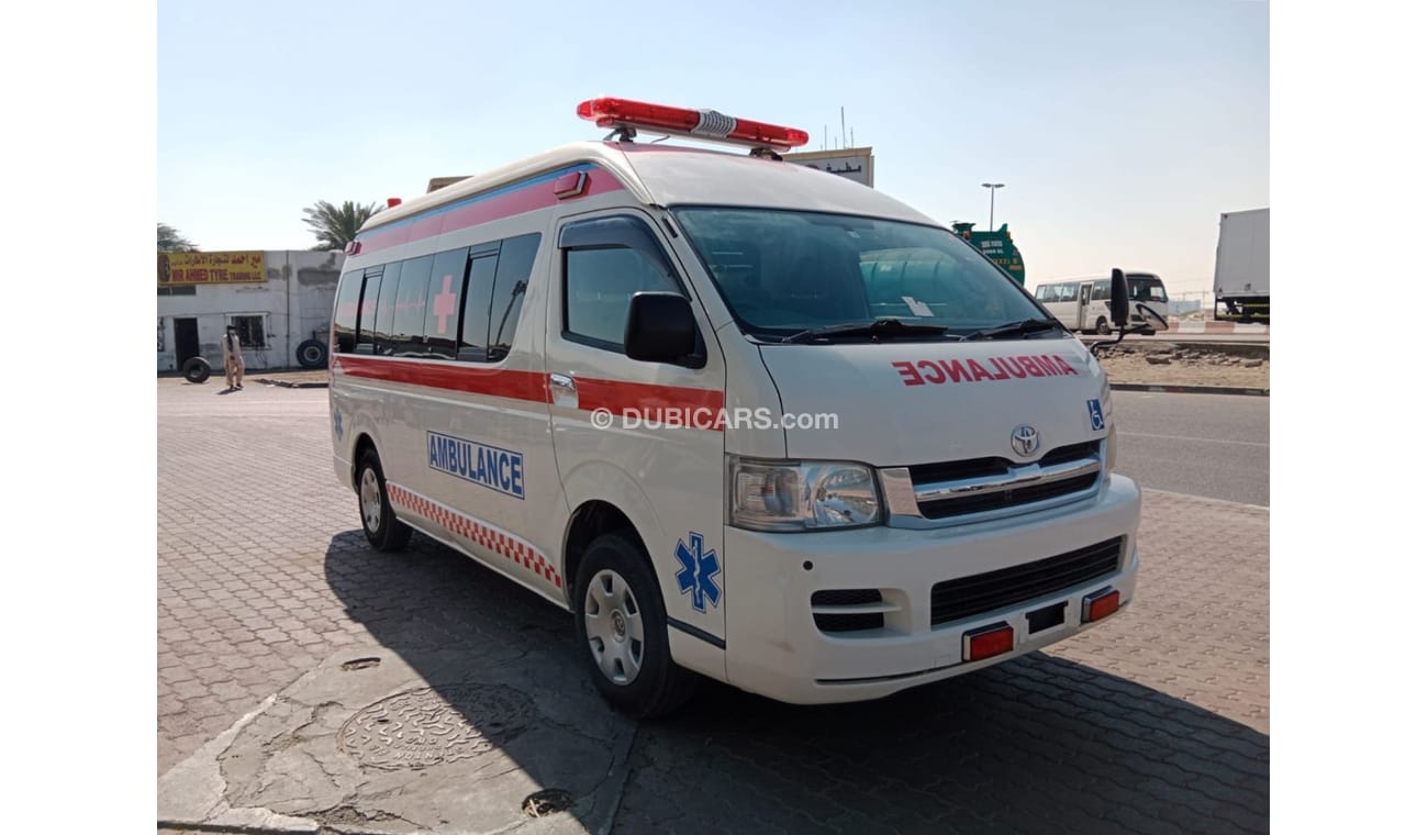 Toyota Hiace TOYOTA HIACE AMBULANCE RIGHT HAND DRIVE (PM1244)