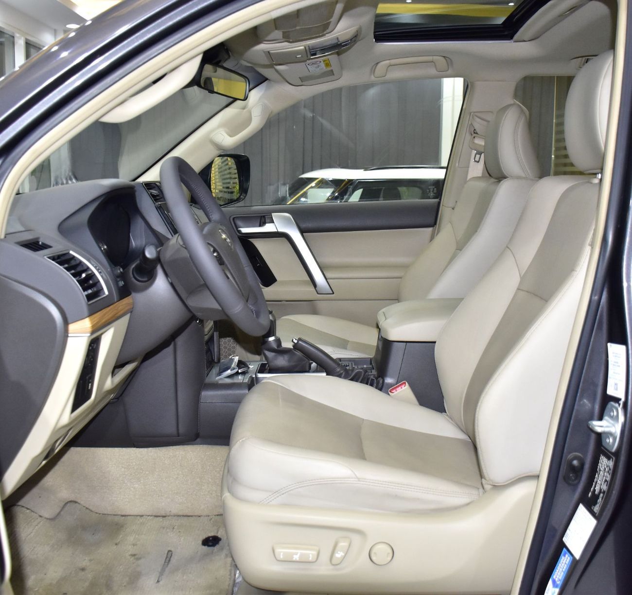 تويوتا برادو EXCELLENT DEAL for our Toyota Prado VXR ( 2022 Model ) in Grey Color GCC Specs