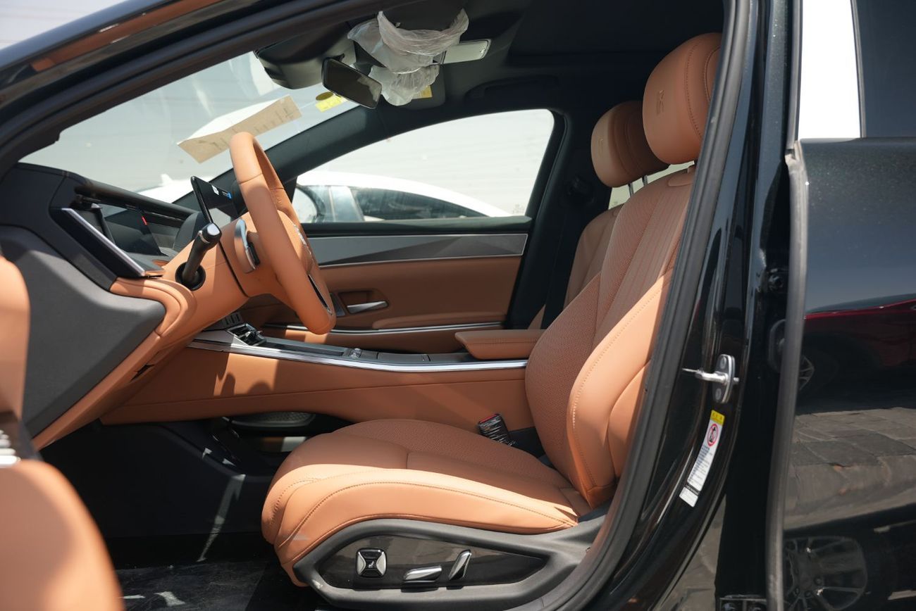 BYD HAN 2025 BYD Han L EV 701Km Honor Edition with LiDar Black in Tan 0Km