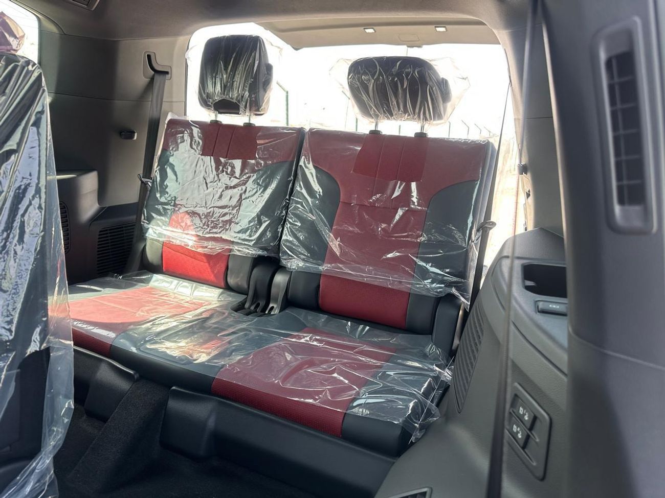 تويوتا لاند كروزر 3.5T VXR Hybrid