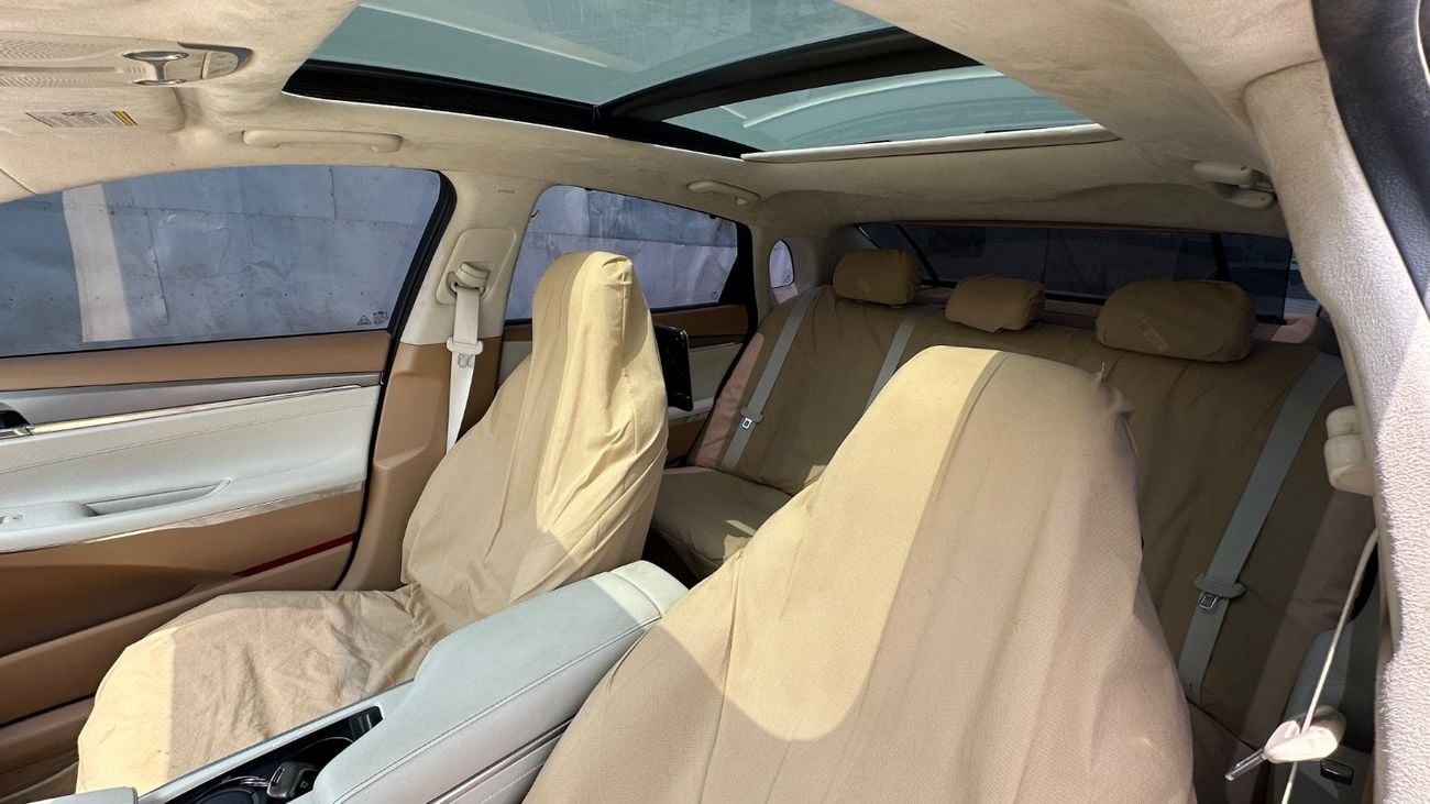 Hyundai Azera PREMIUM GCC