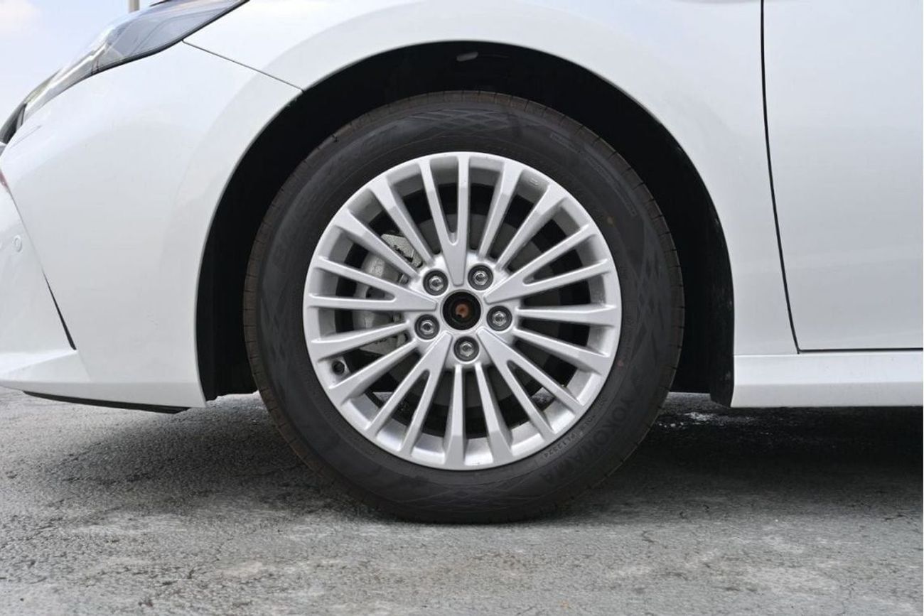 Toyota Camry Toyota Camry E-Plus 2.5L Hybrid, Model 2025, Color White (Export Price)