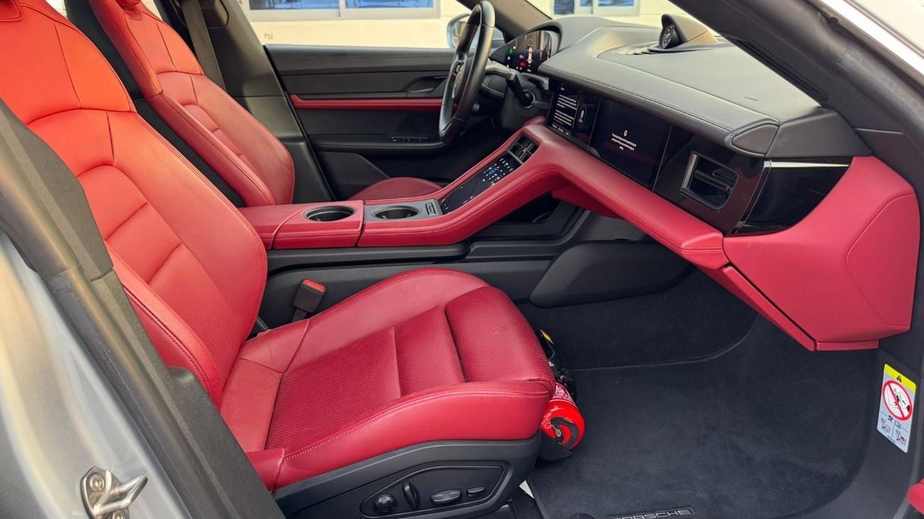 بورش تايكان Porsche Taycan 4S