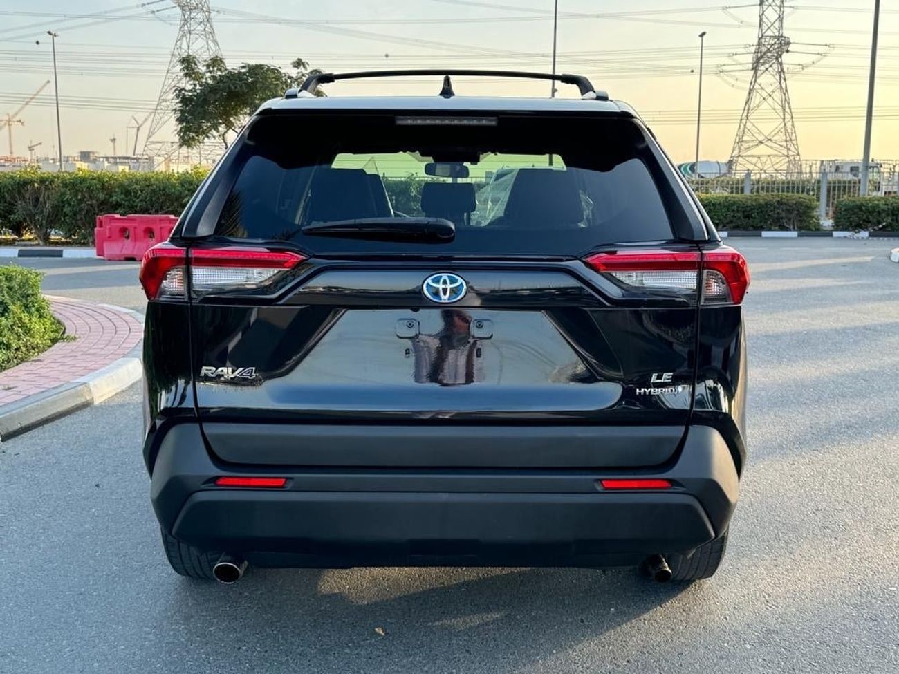 تويوتا راف ٤ 2019 HYBRID RUN AND DRIVE AWD USA IMPORTED