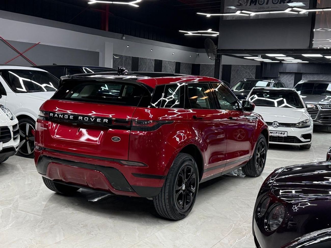 لاند روفر رانج روفر إيفوك P200 HSE 2.0L