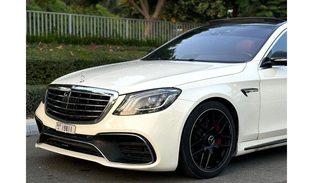 مرسيدس بنز S 550