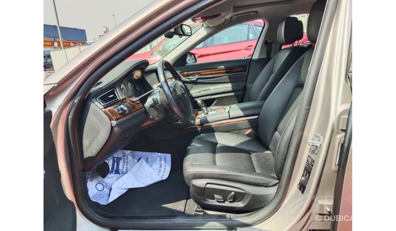 بي أم دبليو 730 LI original paint 3.0L 2013 GCC