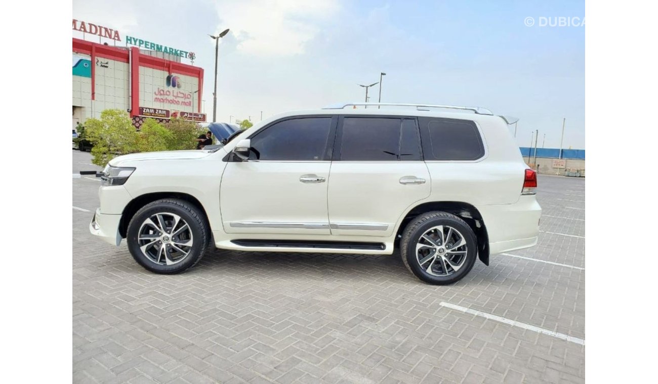 Toyota Land Cruiser LAND CRUSIER GXR V6 2013