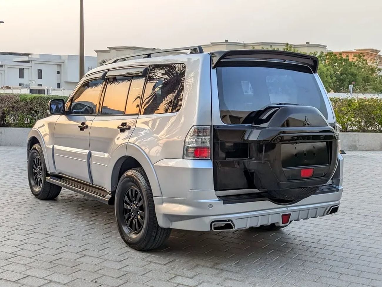 Mitsubishi Pajero GLS MIDLINE GLS MID OPTION V6 3.5L IN EXCELLENT CONDITION