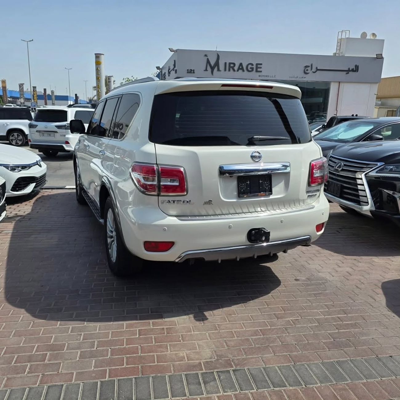 Nissan Patrol LE Titanium 5.6L