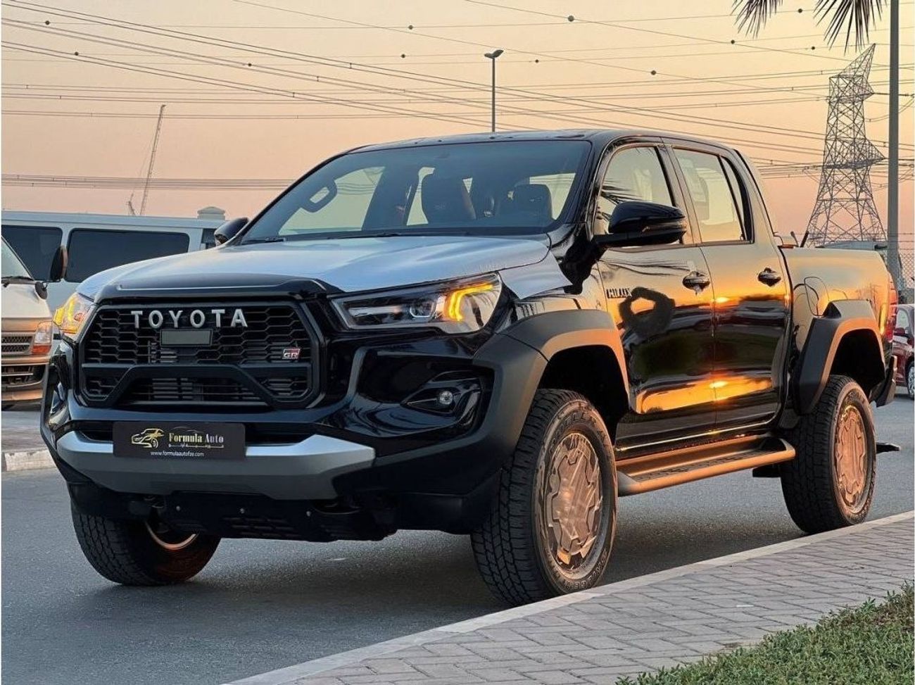 Toyota Hilux GR SPORT PICK-UP 2.8L 4X4 DSL A/T // 2026 // FULL OPTION WITH 360 CAMERA , POWER SEATS // SPECIAL OF