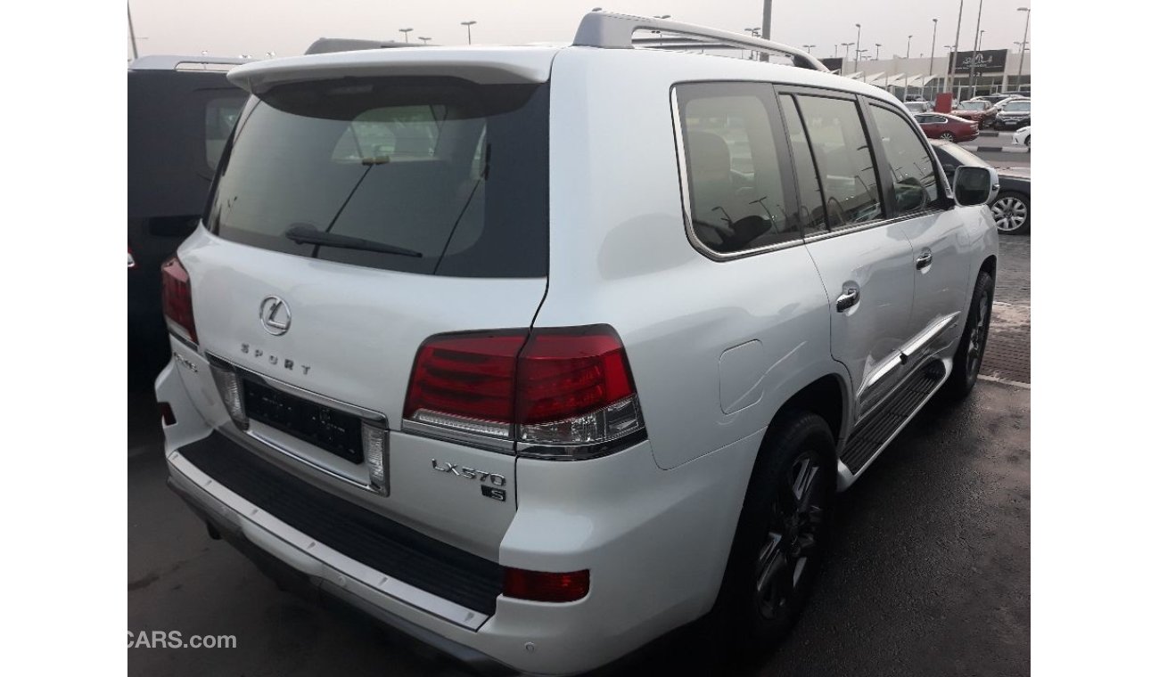 Lexus LX570