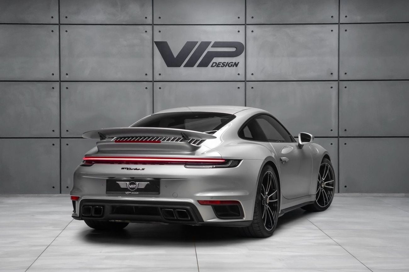 بورش 911 Turbo S 3.8L (640 HP) Coupe