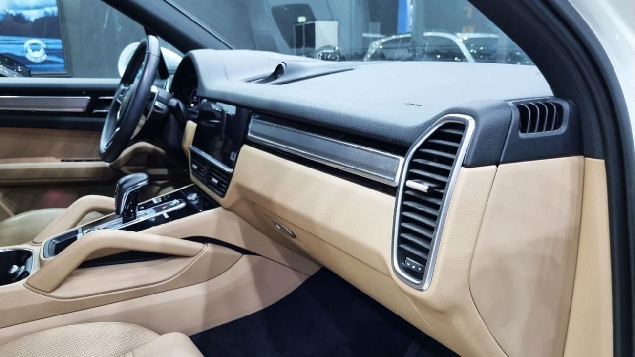 Porsche Cayenne Std PORSCHE CAYENNE 2022 WITH ONLY 3000 KM IN BEAUTIFUL CONDITION FOR 295K AED