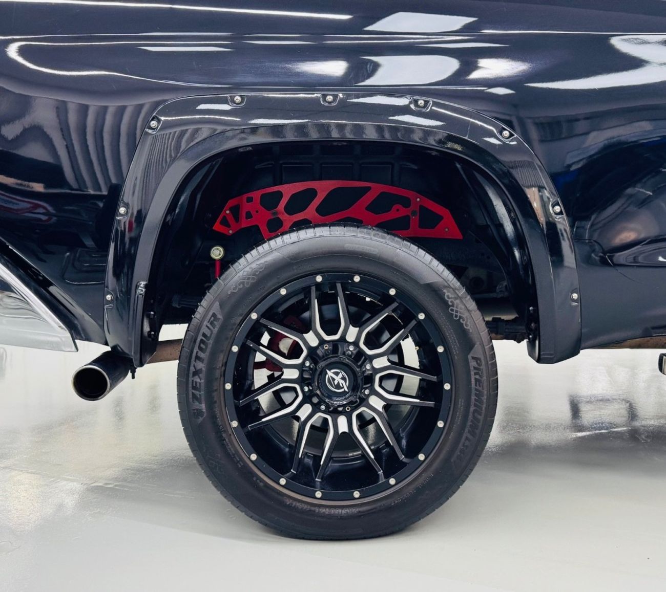 Toyota Tundra Std 5.7L