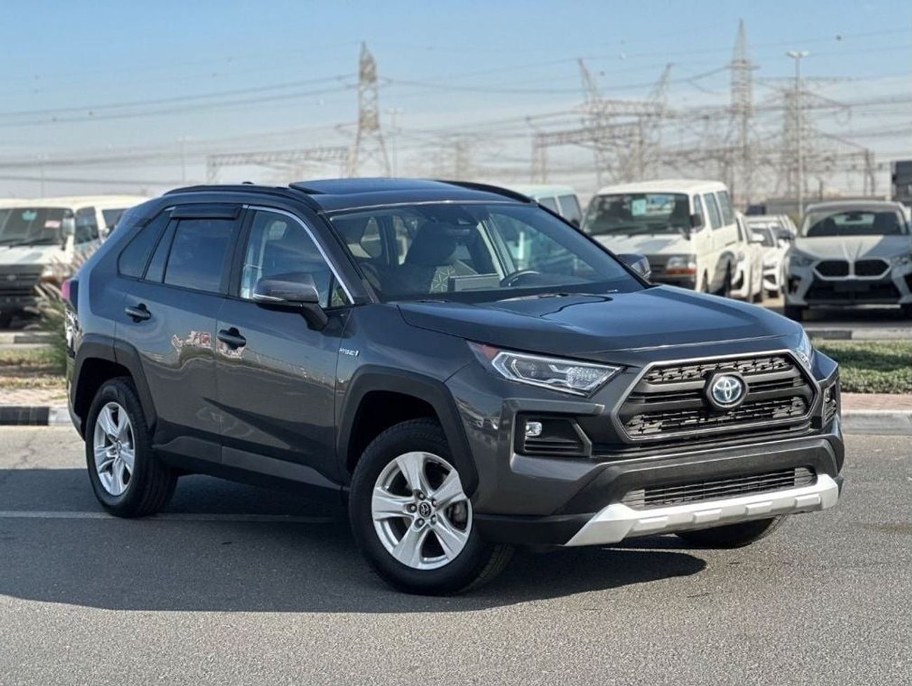 تويوتا راف ٤ Hybrid XLE 2.5L premium Full Option