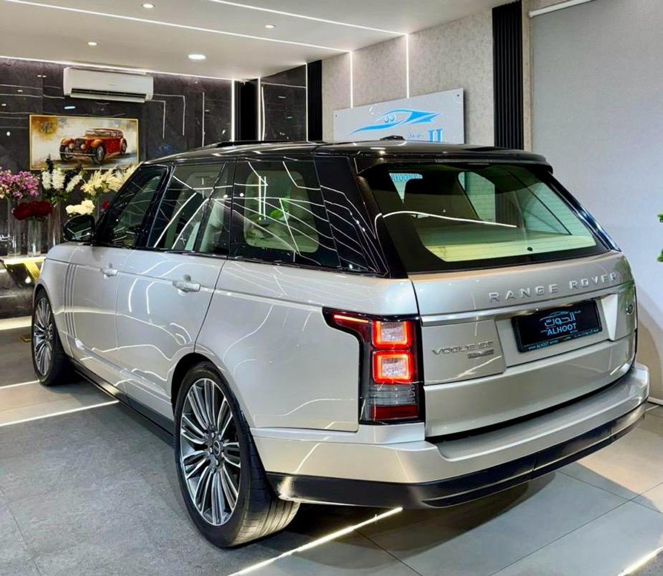 لاند روفر رينج روفر Autobiography 5.0L (510 HP) AUTOBIOGRAPHY GOLDEN RR VOGUE || GCC || SUPERCHARGED || TOP OPTIONS || F