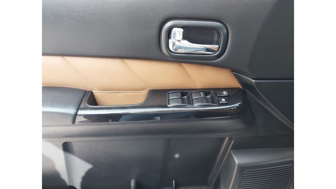 Nissan Patrol Super Safari NISSAN PATROL SUPER SAFARI 4.8 5 YEARS WARRANTY FROM AL MASAOOD ALL SERVICE FROM AL MASAOOD