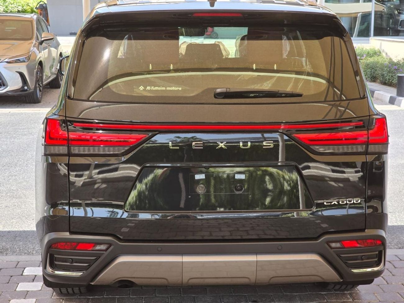 Lexus LX600 PRESTIGE