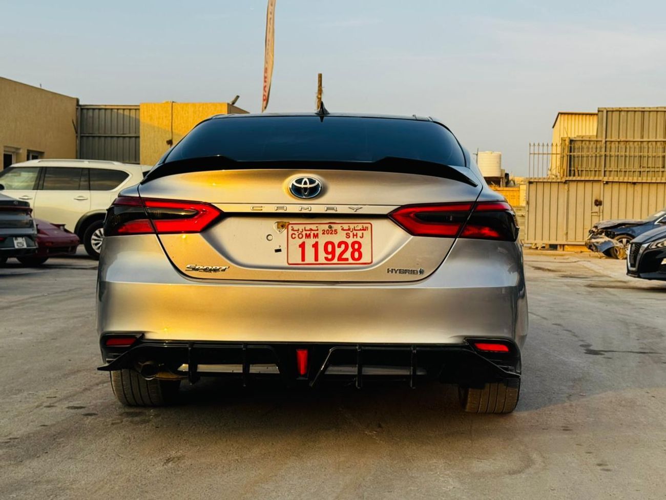 تويوتا كامري LE 2.5L (215 HP)