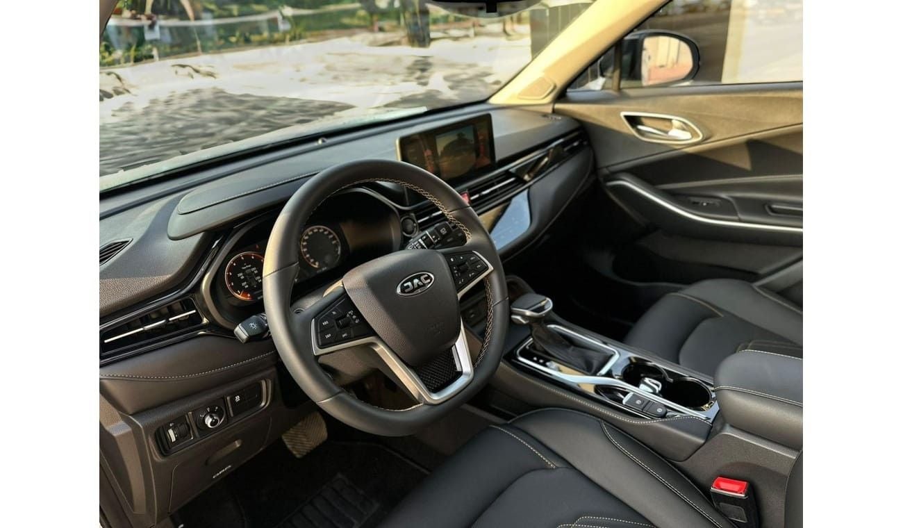 جاك JS4 AED 1,020 PM | JAC JS4 INTELLIGENT | 1.5L 4WD| 2024 | UNDER WARRANTY 5YEARS | 0% DOWNPAYMENT