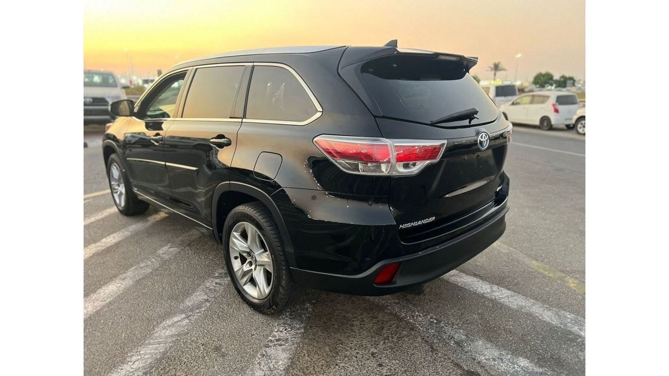 Toyota Highlander 2016 Toyota Highlander, Hybrid - 4X4 - Panoramic / Push Start - Heat and Cooling Seats- Limited Full