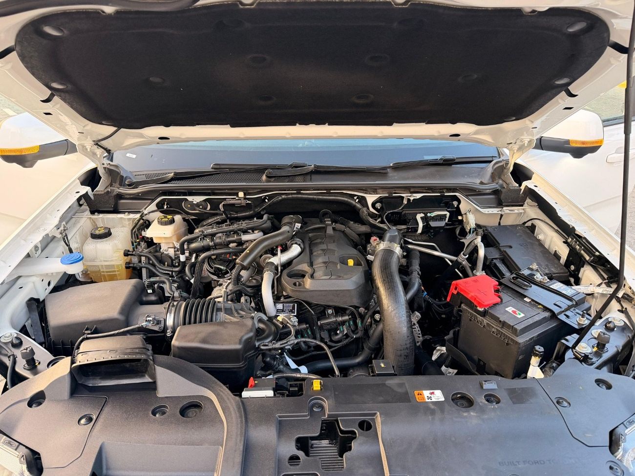 فورد ايفرست Trend 2.0 Liter Bi- Turbo Right Hand Drive