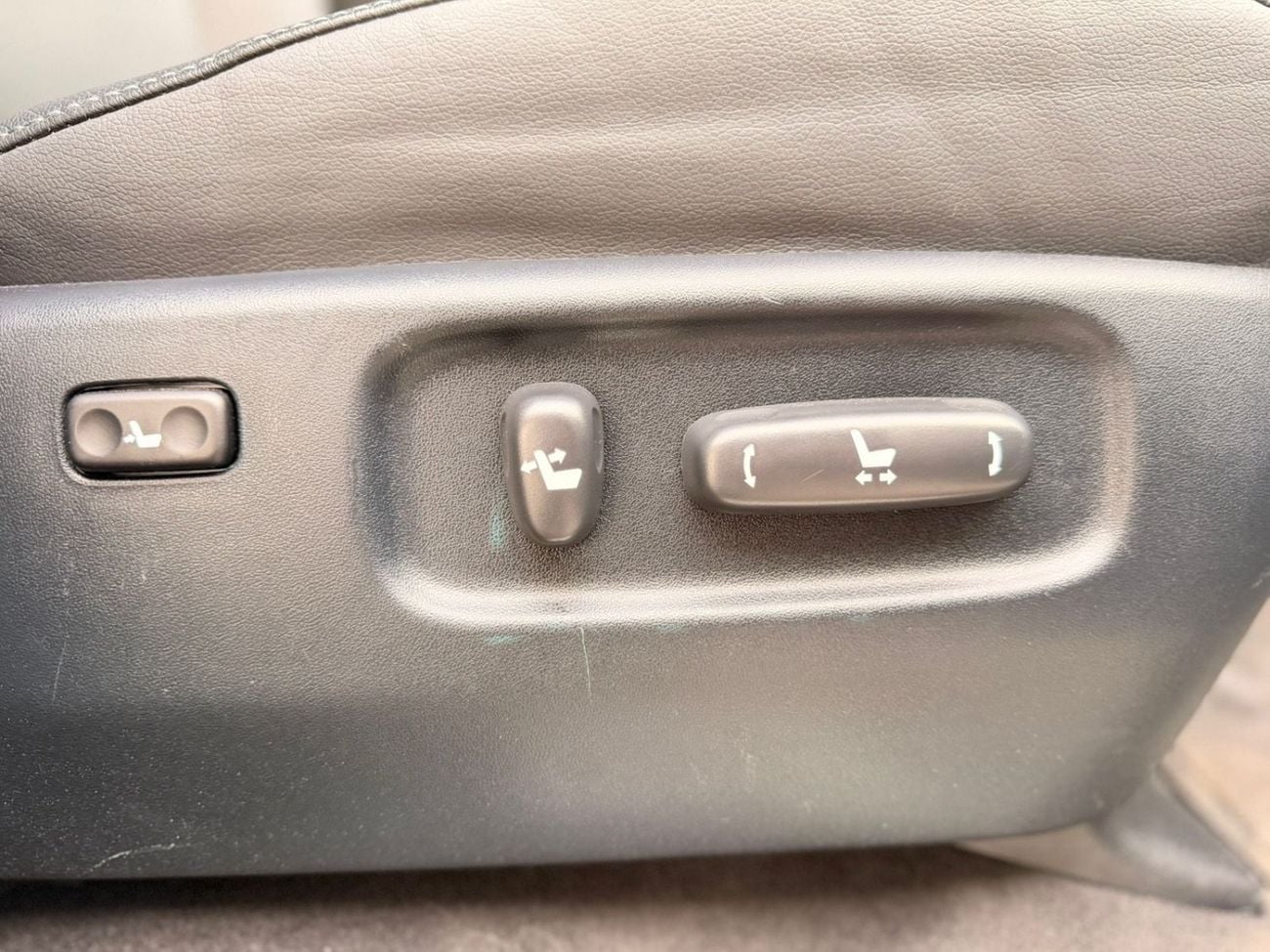 تويوتا لاند كروزر GXR1 4.5L