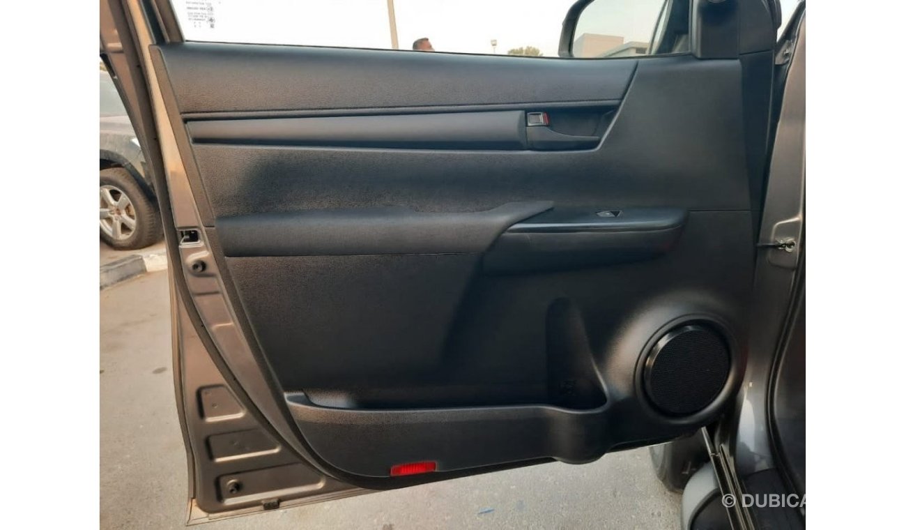 Toyota Hilux Hilux pickup RIGHT HAND DRIVE (Stock no PM 757)