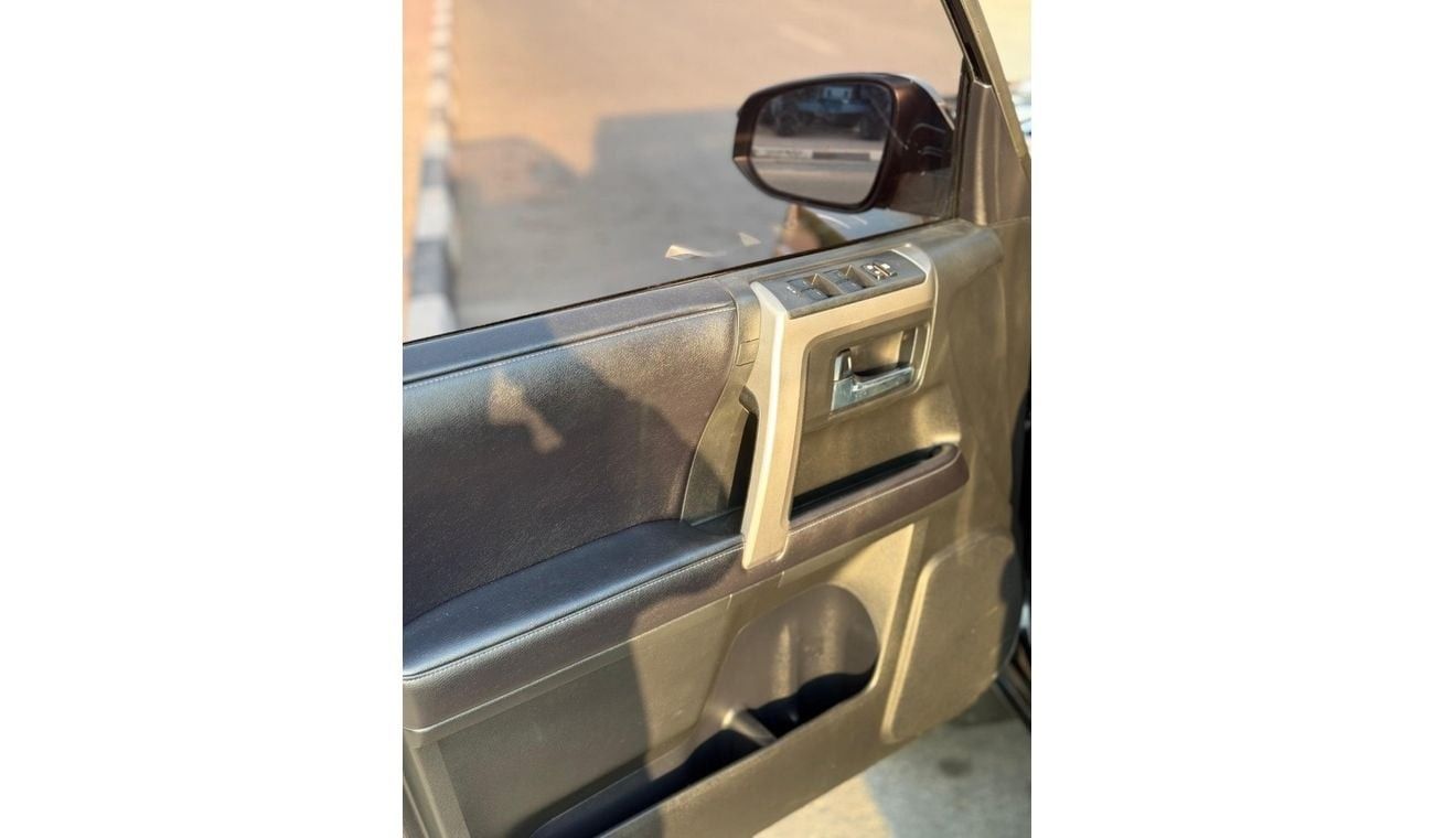 تويوتا Runner4 TOYOTA 4Runner SR5 premium Full Option