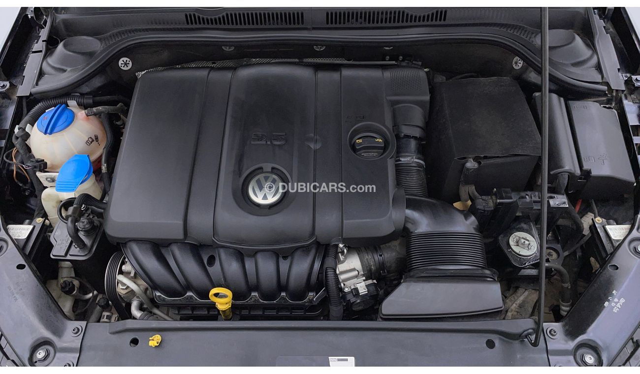 فولكس واجن جيتا COMFORTLINE PLUS SEL 2.5 | بدون دفعة مقدمة | اختبار قيادة مجاني للمنزل