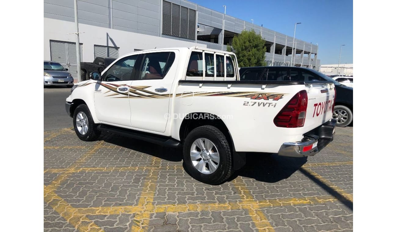 تويوتا هيلوكس فورويل