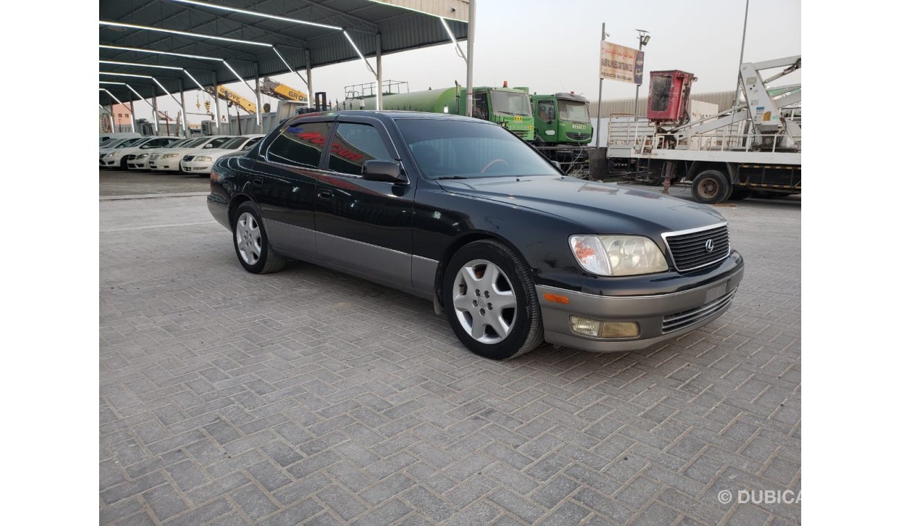 Lexus LS 400 LOT:148 AUCTION DATE: 7.8.21