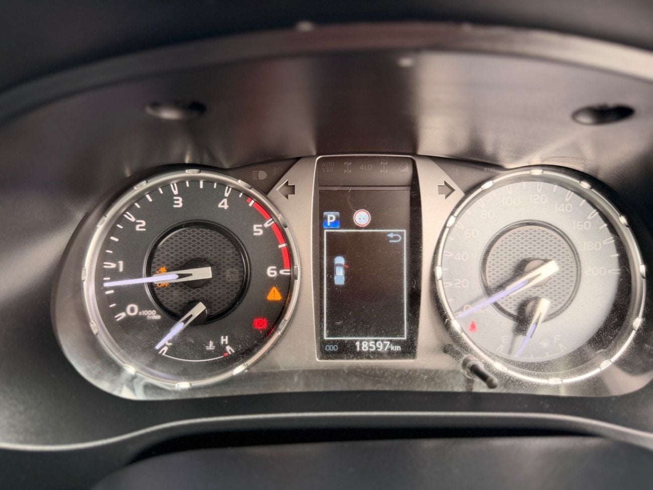 تويوتا هيلوكس SGLX ADV 2.8L