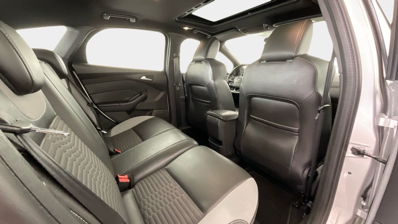 فورد فوكاس ST | upto AED 20,000 Ramadan Discount | شامل الضمان | 0 ﺪﻔﻋﺓ ﺃﻮﻟﻯ