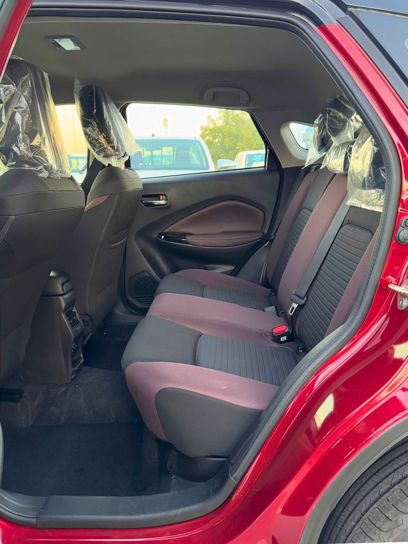 Suzuki Fronx DUAL TONE / 1.5L V4 HYBRID / DVD WITH 360* CAMERAS / AUTO A/C (CODE #  69011)